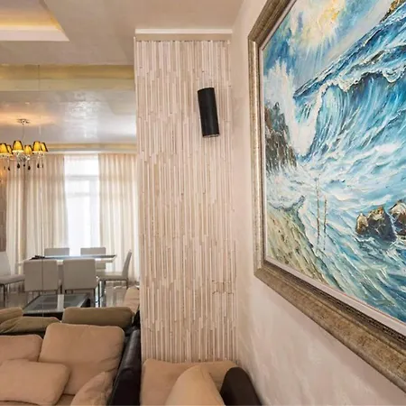 Seaview Vip Apart شقة